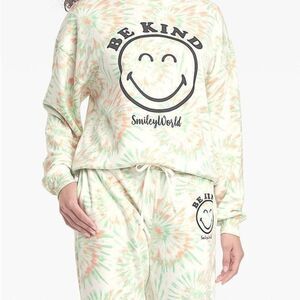 NEW! Smiley World " Be Kind" Tie Dye"  Loungewear Sweatshirt Size X‎ Small